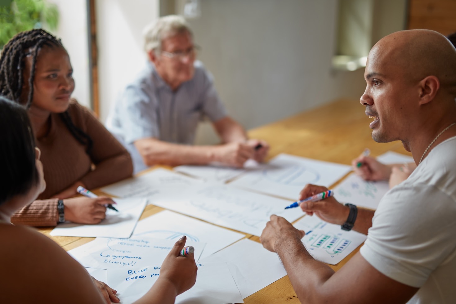 How To Start Engaging Community Discussions